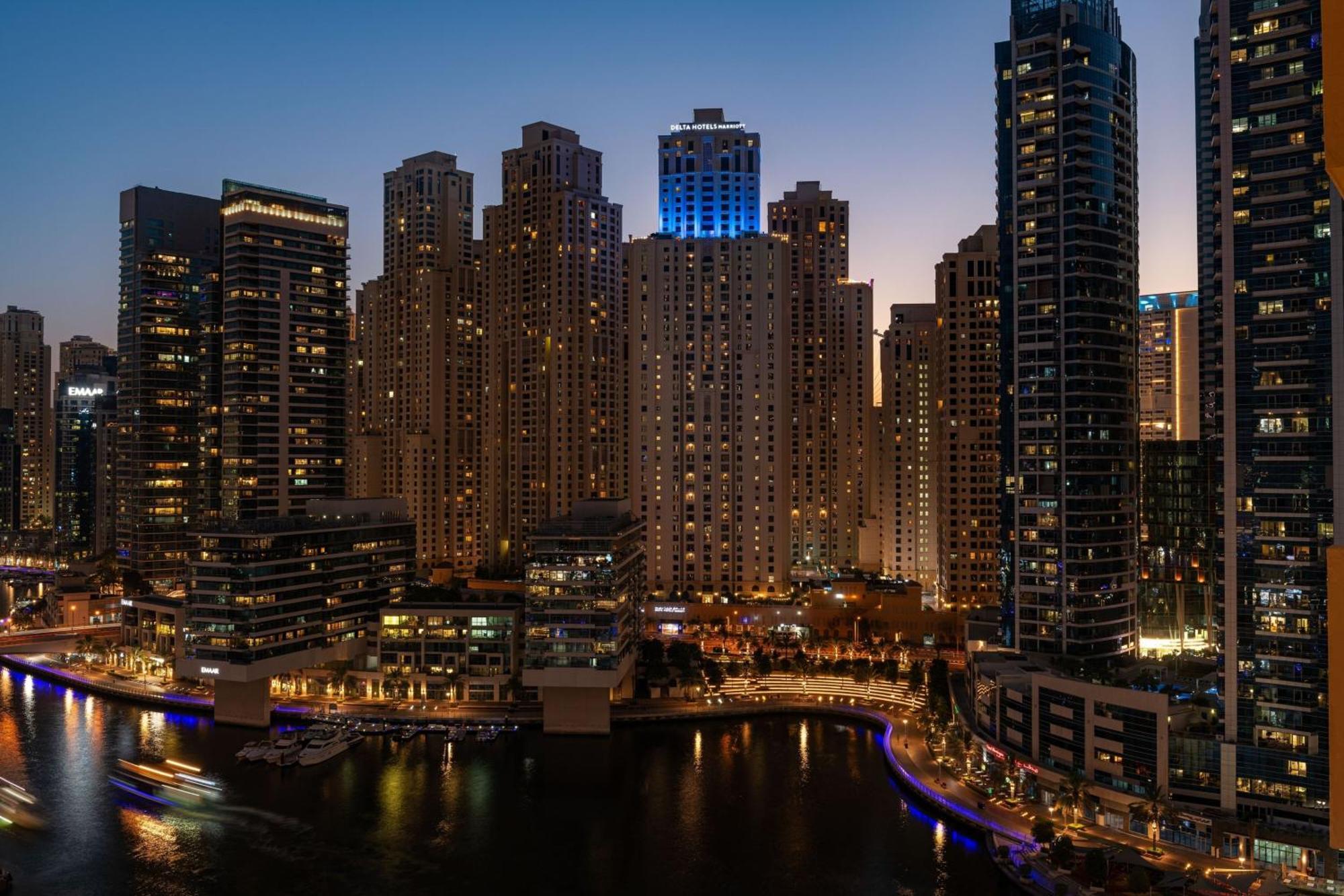 Delta Hotels By Marriott Jumeirah Beach, Dubai Exterior photo